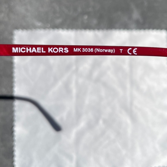 Michael Kors Eyeglasses - CAT EYE CLUBMASTER STYLE 53-18-140 - Picture 4 of 6